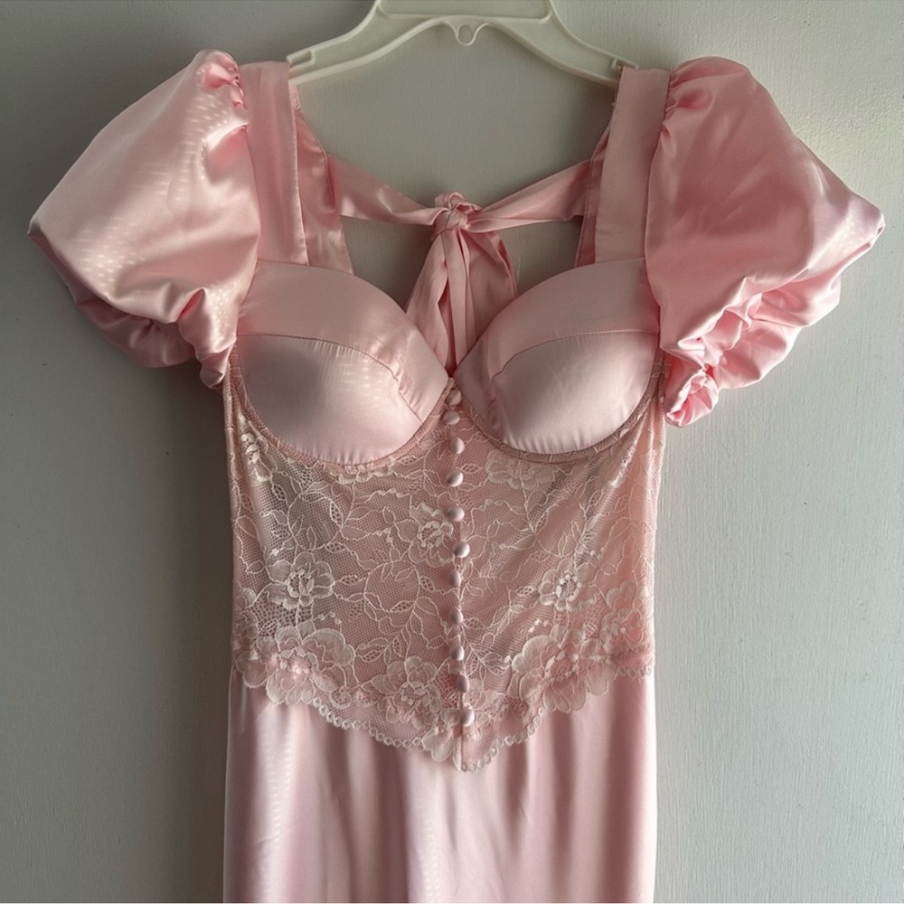 Unholy Dolls Kill ‘BELLE KISS’ Pink Satin Lace Gown NWT XL - Picture 9 of 16